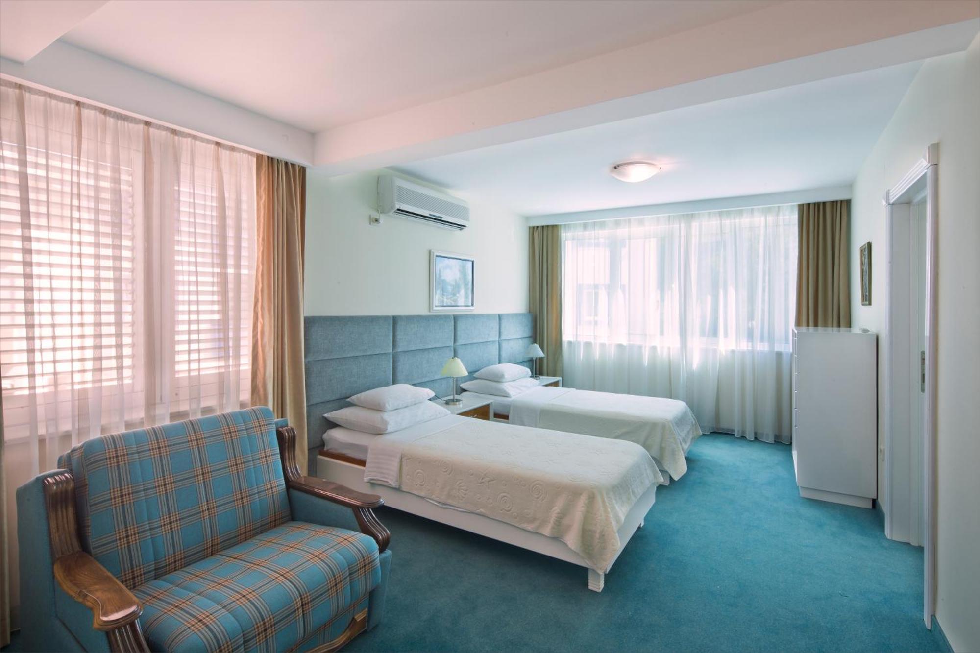 Bella Vista 4*